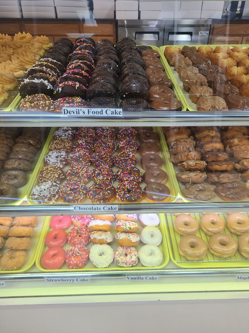 Baker's Dozen Donuts - Durham, North Carolina