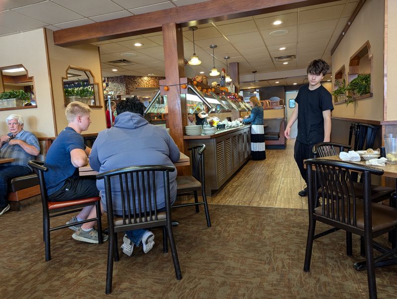 10 South Dakota Cafes Where Lunch Feels Like A Town Tradition 7 Fryn' Pan Family Restaurant - Sioux Falls, South Dakota