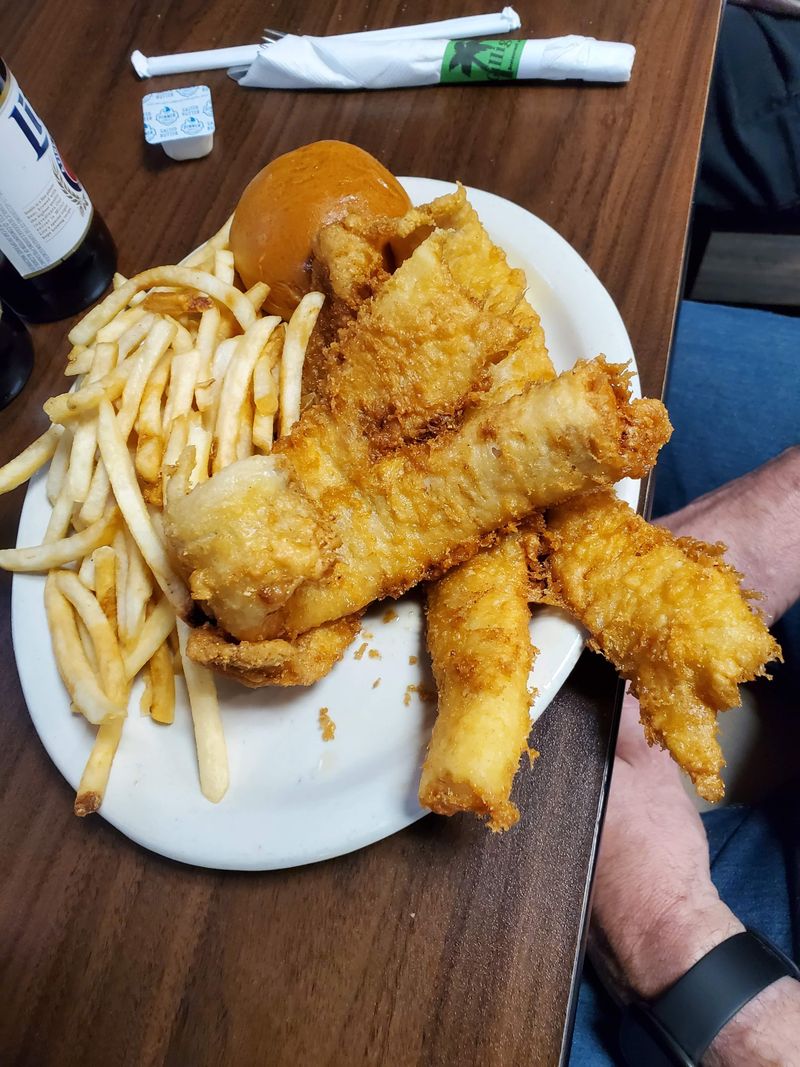 Gilligans - Cass City, Michigan