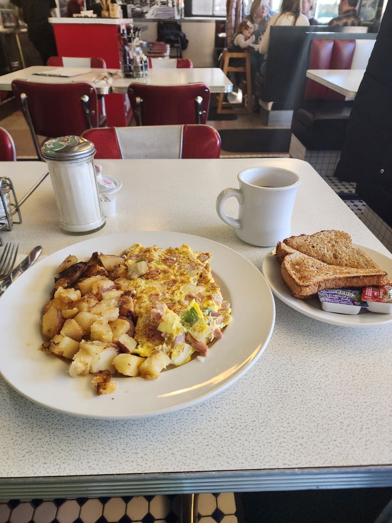 Broad Street Diner - Keyport, New Jersey