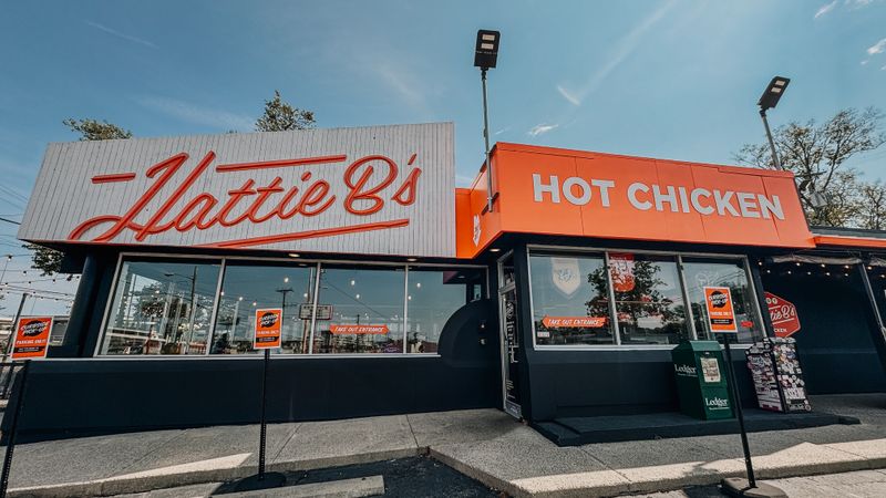 Hattie B's Hot Chicken - Nashville - Midtown - Nashville, Tennessee