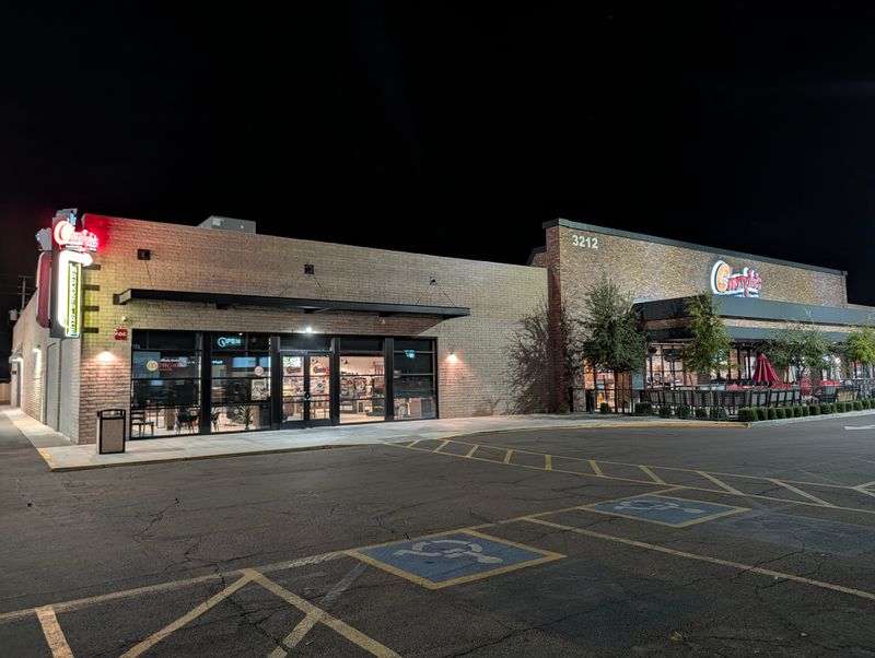 Chompie's Restaurant, Deli, and Bakery - Phoenix, Arizona