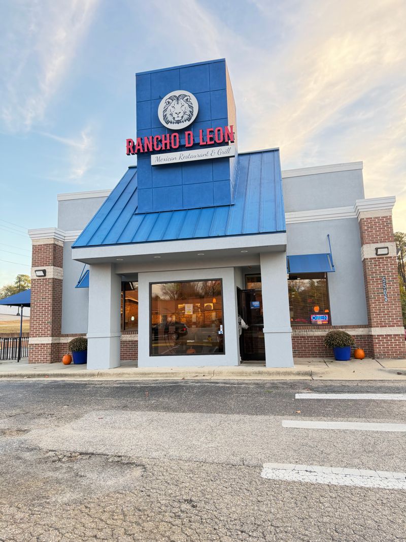 14 North Carolina Tortillerias Pressing Fresh Stacks So Fast Locals Time Their Visits 8 Rancho D Leon - Fayetteville, North Carolina