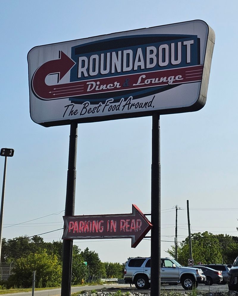 Roundabout Diner and Lounge - Portsmouth, New Hampshire