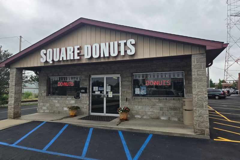 Square Donuts Inc - Terre Haute, Indiana