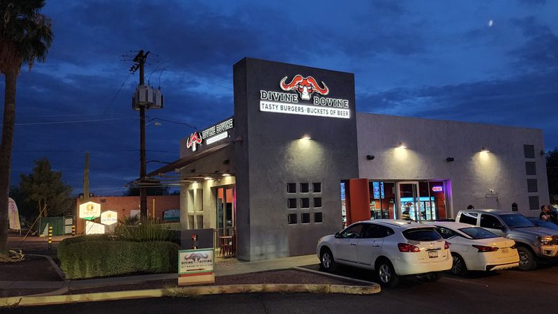 Divine Bovine Burgers - Tucson, Arizona