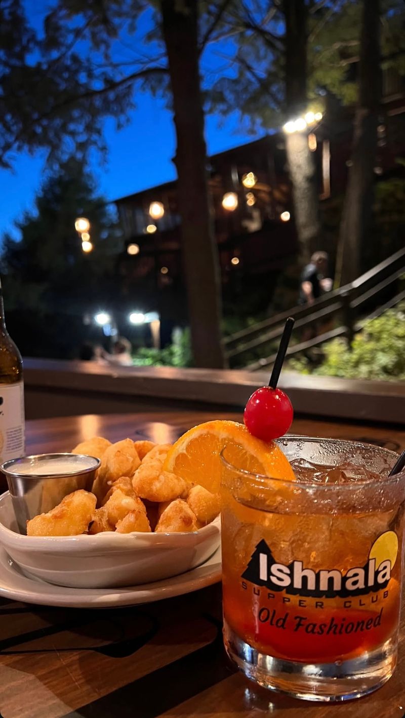 Ishnala Supper Club - Lake Delton, Wisconsin