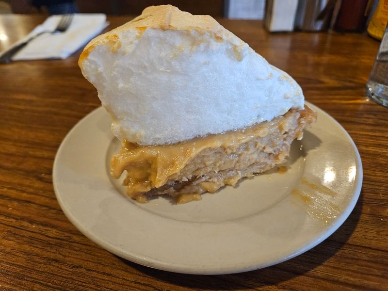 This California Burger Counter Keeps The Menu Short - And The Crowd Constant 8 Meringue And Cream Pie Debate