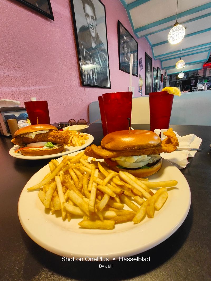 This Florida Lunch Counter Still Feels Like the 1970s – In the Best Way 10 Budget-Friendly Plates All Day