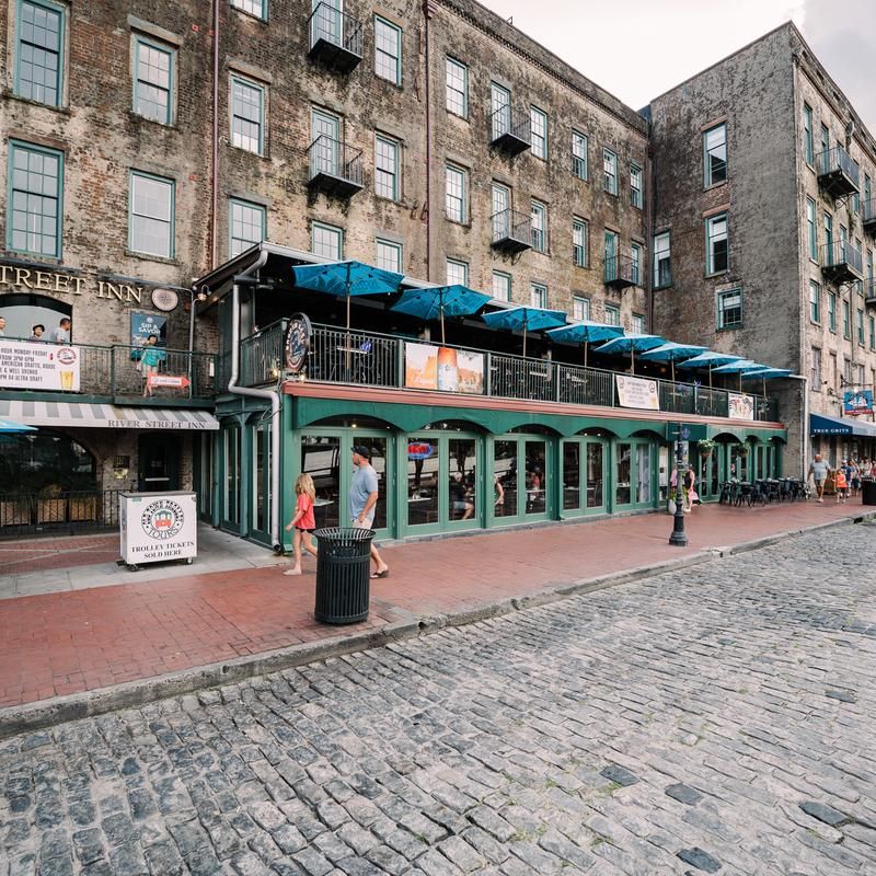 Huey's - Savannah, Georgia