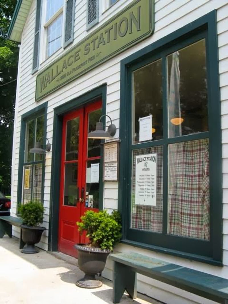 Wallace Station Deli and Bakery - Versailles, Kentucky