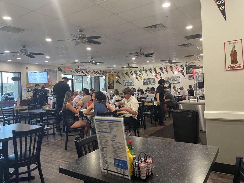 Mr. Mamas Breakfast And Lunch - Las Vegas, Nevada