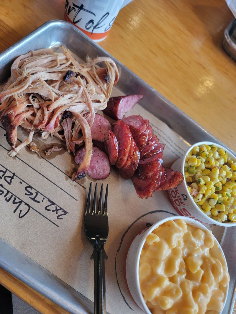 This Humble Florida Restaurant Is Known for Pulled Pork People Swear By 3 Three Meat Platter Strategy