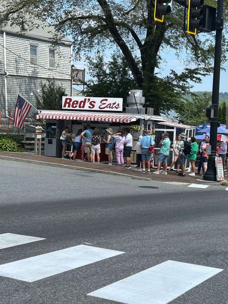 This Maine Seafood Shack Only Does A Few Things - And Does Them Exceptionally Well 12 Seasonal Rhythm and Hours