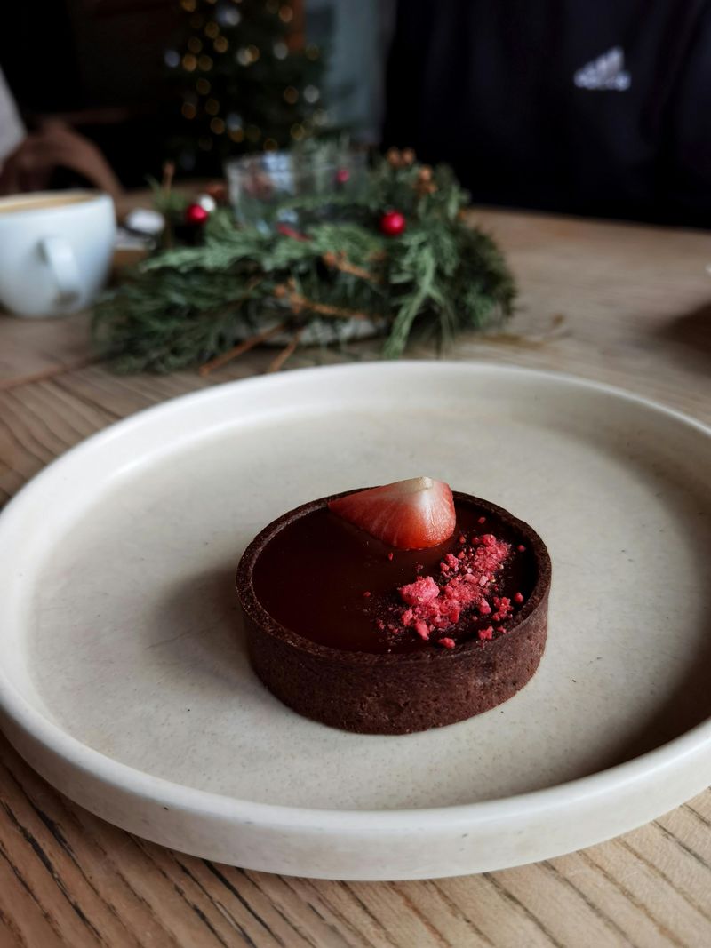 24 “Fancy” Foods That Are Mostly Just Hype 26 Luxury chocolate