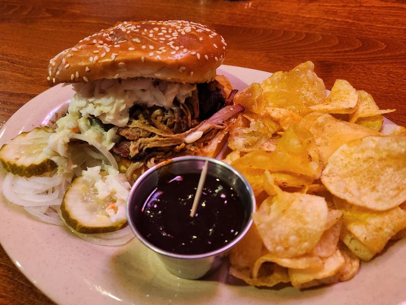 Squealers Barbeque Grill - Mooresville, Indiana