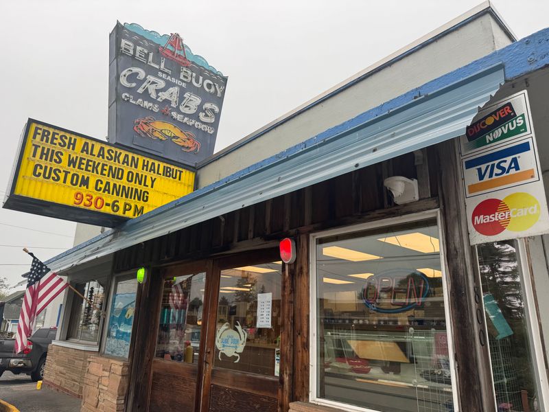 14 Oregon Coastal Fish Counters Where The Crispy Basket Comes Out Too Hot To Hold 7 Bell Buoy of Seaside - Seaside, Oregon