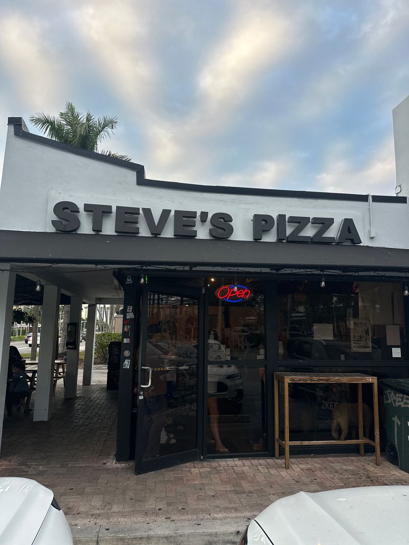 Steve's Pizza - Miami, Florida