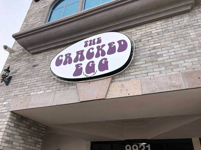 The Cracked Egg - Las Vegas, Nevada