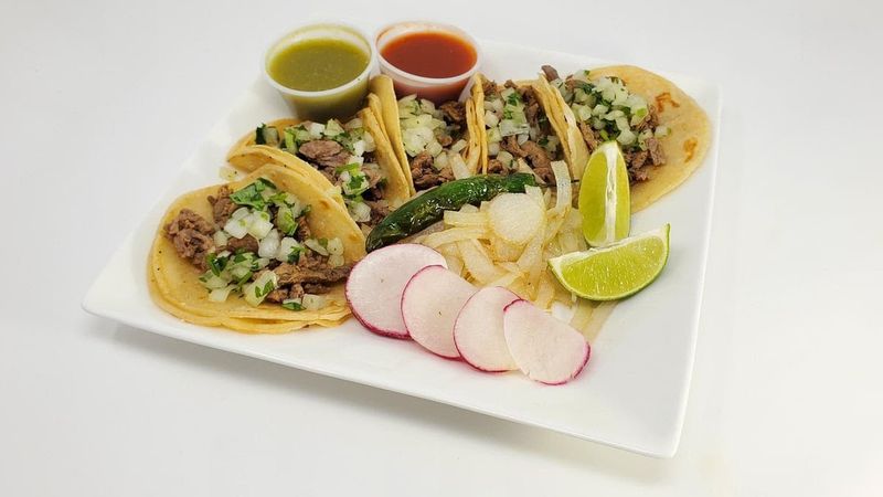 This Nebraska Mexican Counter Keeps Late-Night Burrito Runs Alive With Fast, No-Nonsense Flavor 8 Salsa Bar Quick Tips