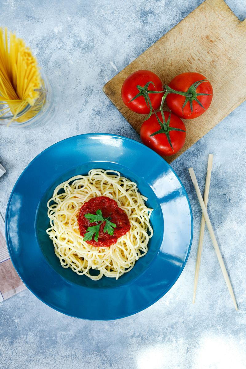 21 Foods People Fight Over Like It’s Personal - And Still Order Anyway 6 Pasta bowl