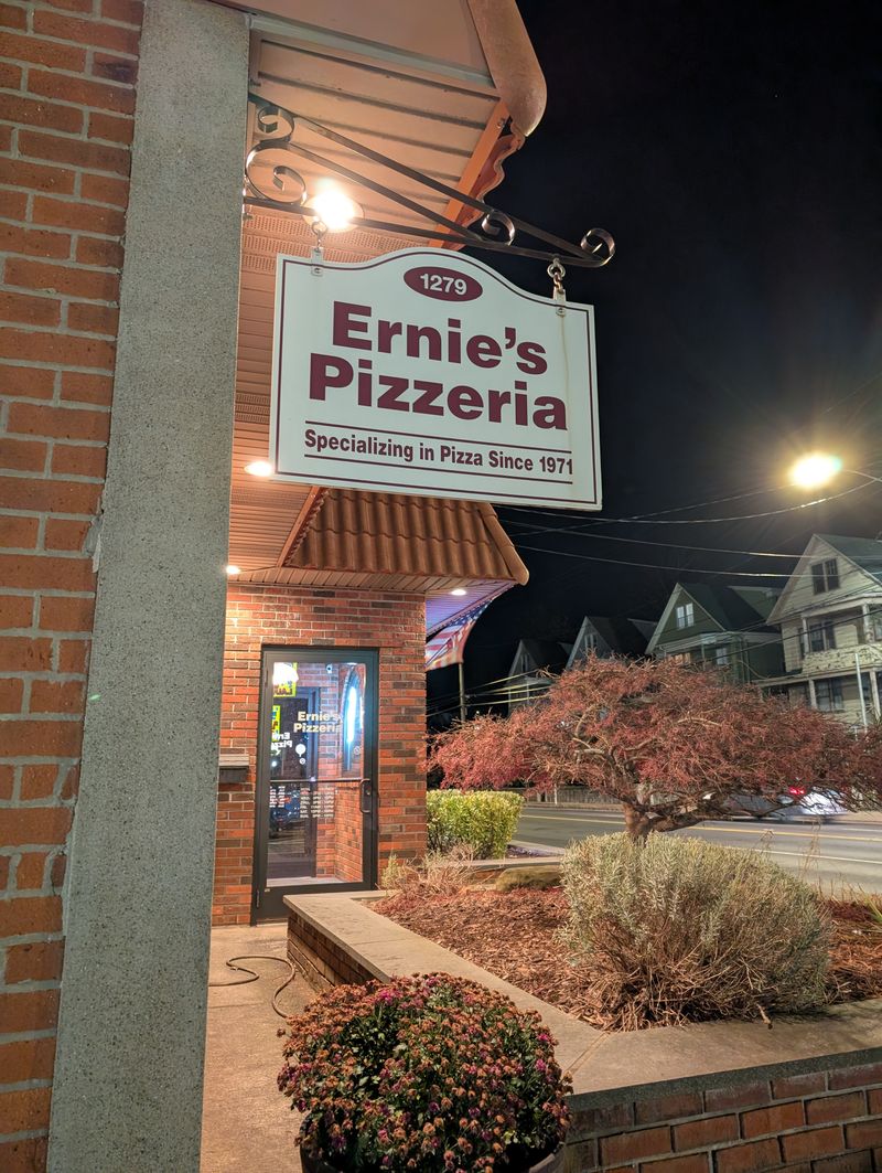 Neighborhood Charm On Whalley Ave