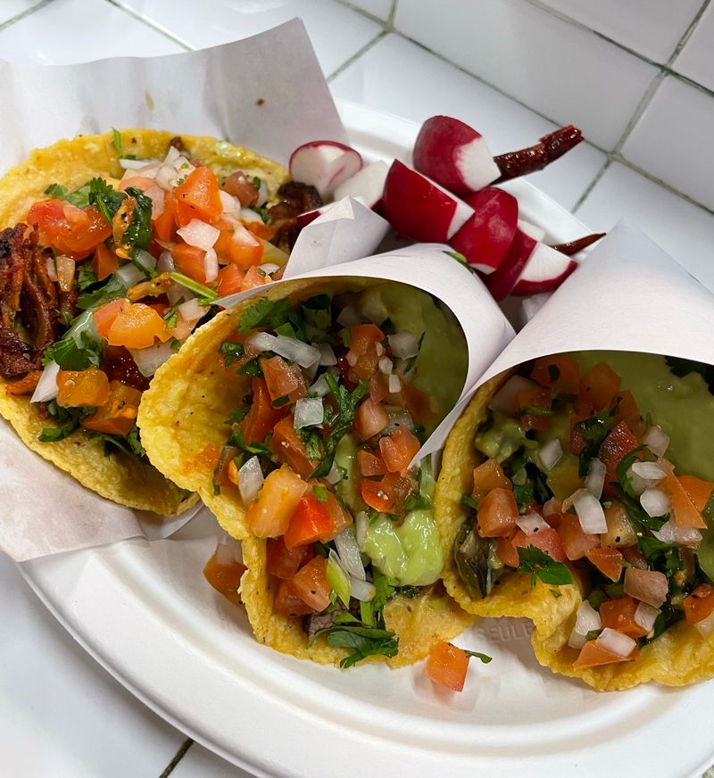 LOS TACOS No.1 - New York, New York