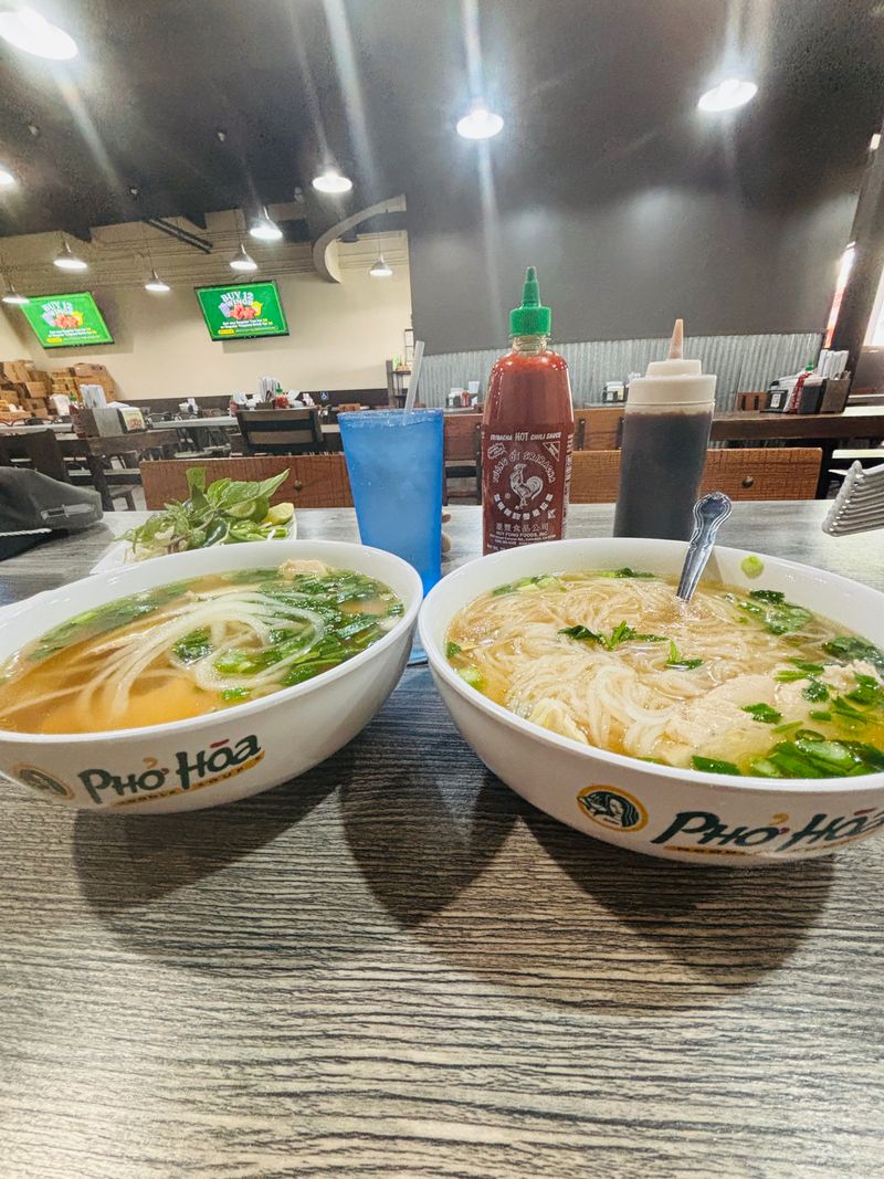 Pho Hoa + Jazen Tea (Tully Rd) - San Jose, California