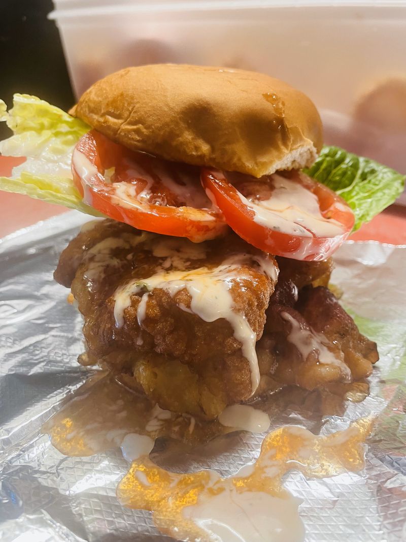 This Maine Seafood Shack Only Does A Few Things - And Does Them Exceptionally Well 8 Crabmeat Roll Alternative