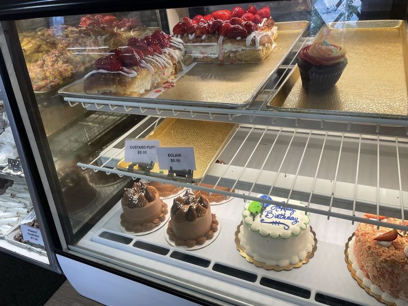 Helfer's Pastries - Florissant, Missouri
