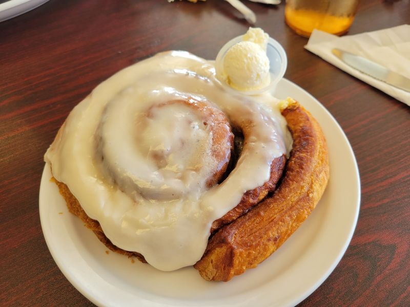 The Homemade Breakfast at This Florida Diner Is the Kind You Think About All Day 3 Cinnamon Roll Starter