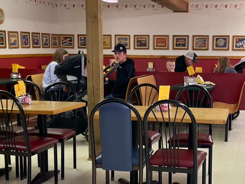 Carlson's Orchard Bakery and Restaurant - Winsted, Minnesota