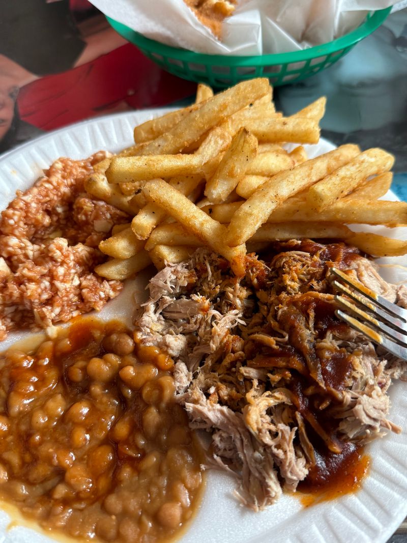This North Carolina BBQ Lodge Serves Pulled Pork The Old Way Locals Say Is Worth The Drive 3 Vinegar Sauce With Carolina Soul