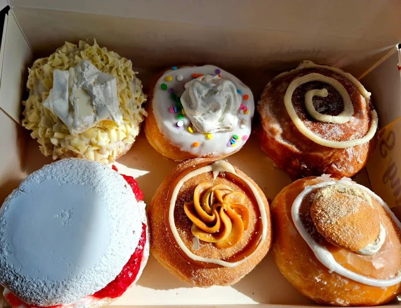 Mojo Donuts - Pembroke Pines, Florida
