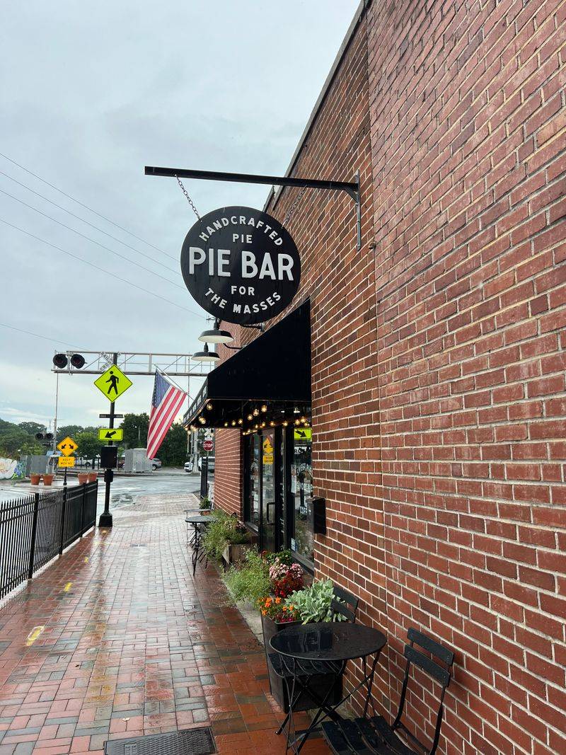 I Traveled Across Georgia To Try 9 Peach Dessert Stops And 4 Were Pure Magic 6 Pie Bar (Marietta) - Marietta, Georgia