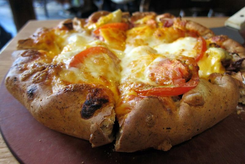 Thick crust pizza