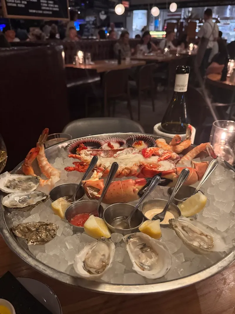 This Arizona Seafood Shack Serves Crab Worth Driving Across the State For 2 Signature Crab Experience