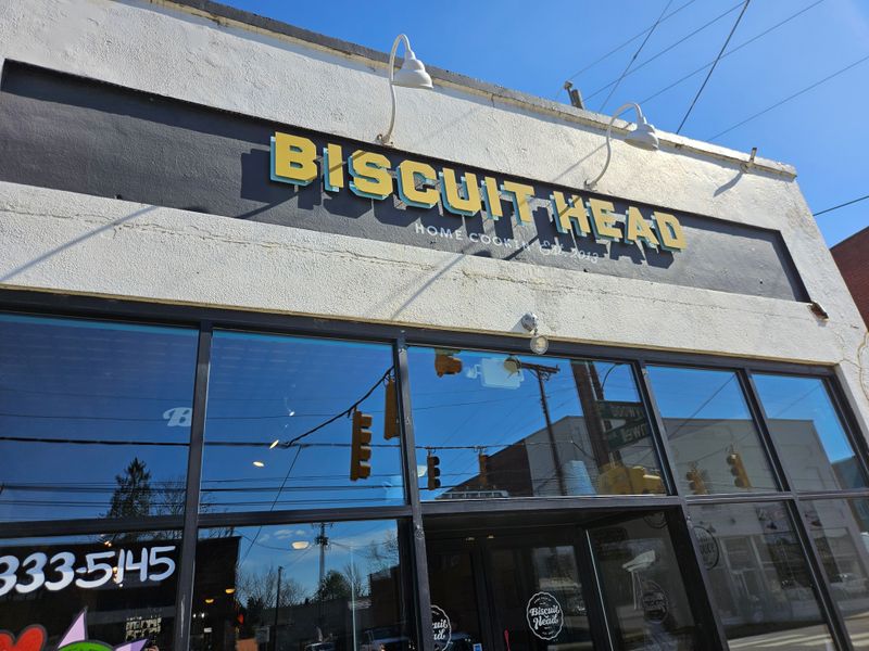 This North Carolina Biscuit Spot Serves Breakfast Biscuits Locals Say Are Worth The Morning Line 19 Location And Hours Essentials