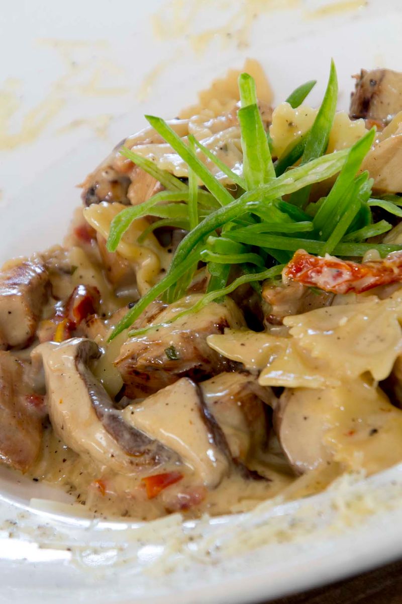 20 Cooking Tips Everyone Repeats That Actually Ruin the Meal 3 No salt at all