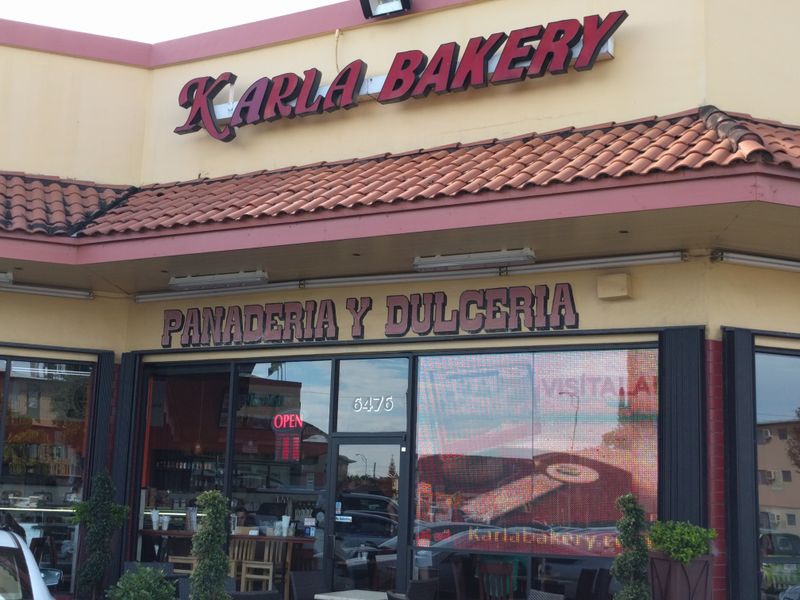Karla Cuban Bakery: West Flagler Store - Miami, Florida