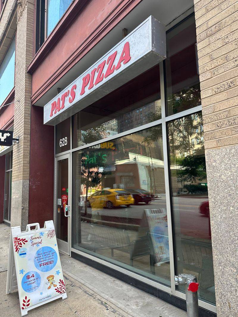 Pat's Pizza - Chicago, Illinois