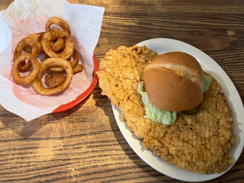 Railroad Cafe Lounge - Mitchell, Indiana