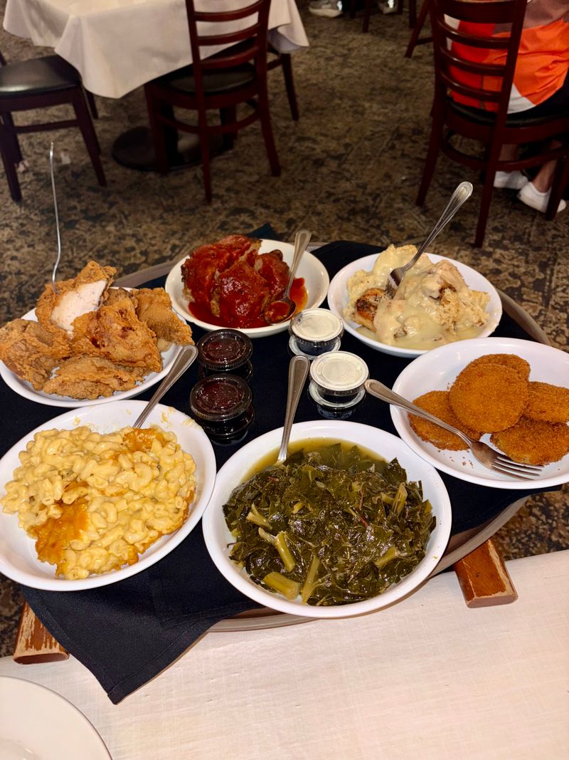 This Georgia Fried Chicken House Has A Nightly Wait And Locals Say The Crunch Is The Point 14 What Locals Recommend