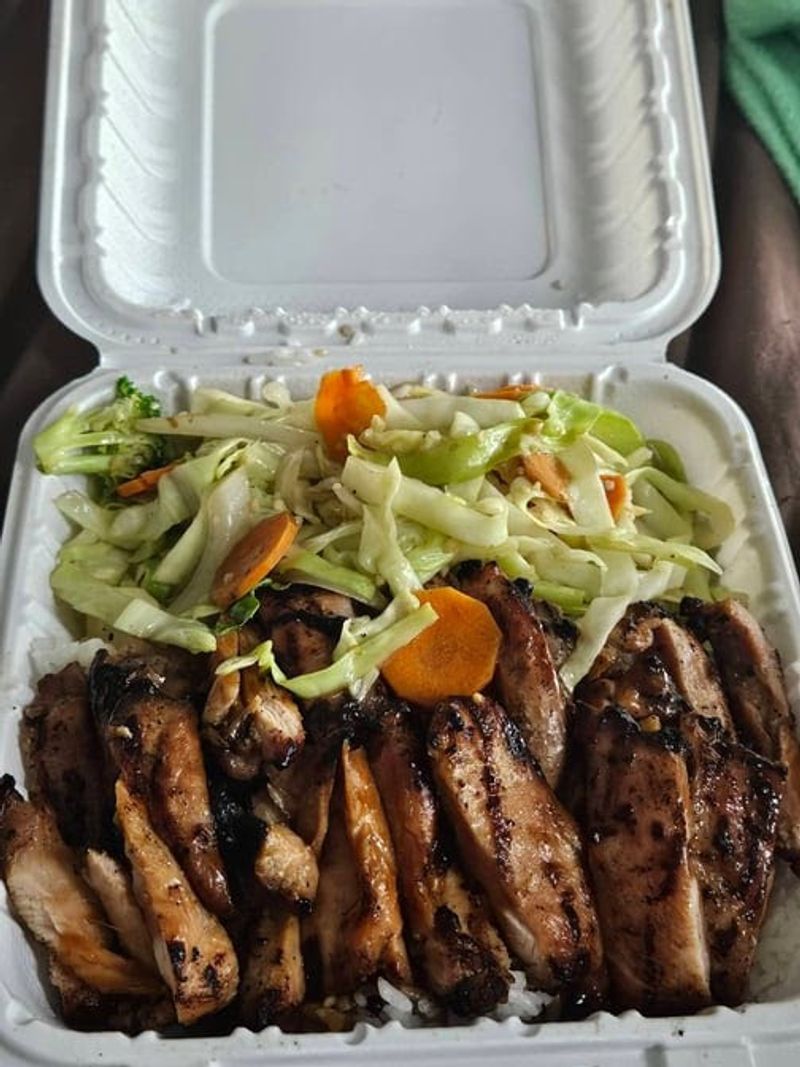 14 Washington Teriyaki Shops Serving Portions So Big Locals Save Half For Later 18 Teriyaki 2U - Auburn, Washington