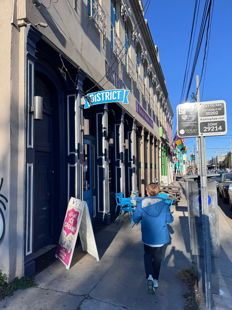 DISTRICT Donuts Sliders Brew - New Orleans, Louisiana