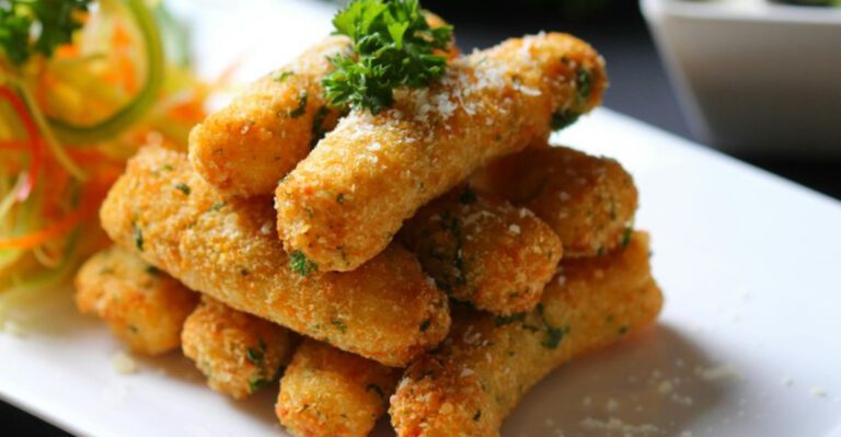 20 Cafeteria Foods That Would Cause a Parent Meeting Today