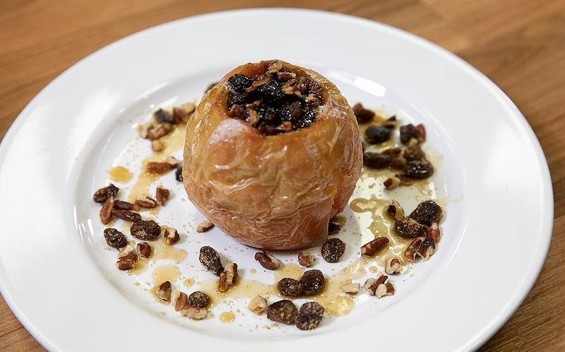 22 foods that make people say “this is how it used to taste” 18 Baked apples