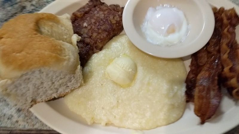 People Drive From All Over Florida for the Omelets at This No-Frills Restaurant 6 Grits That Win Over Skeptics