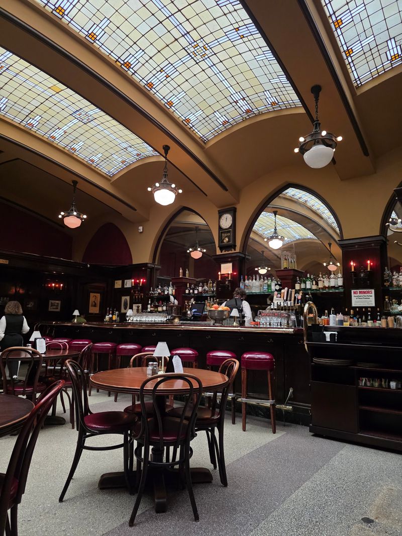 Huber's Cafe - Portland, Oregon