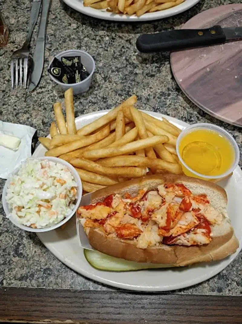 Windjammers Seafood Restaurant - Rochester, New Hampshire